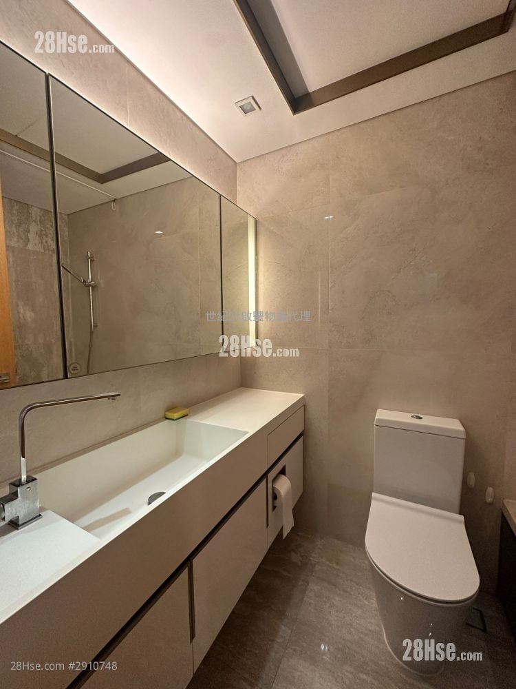 One Kai Tak(I) Sell 2 Bedrooms , 1 Bathroom 531 ft²
