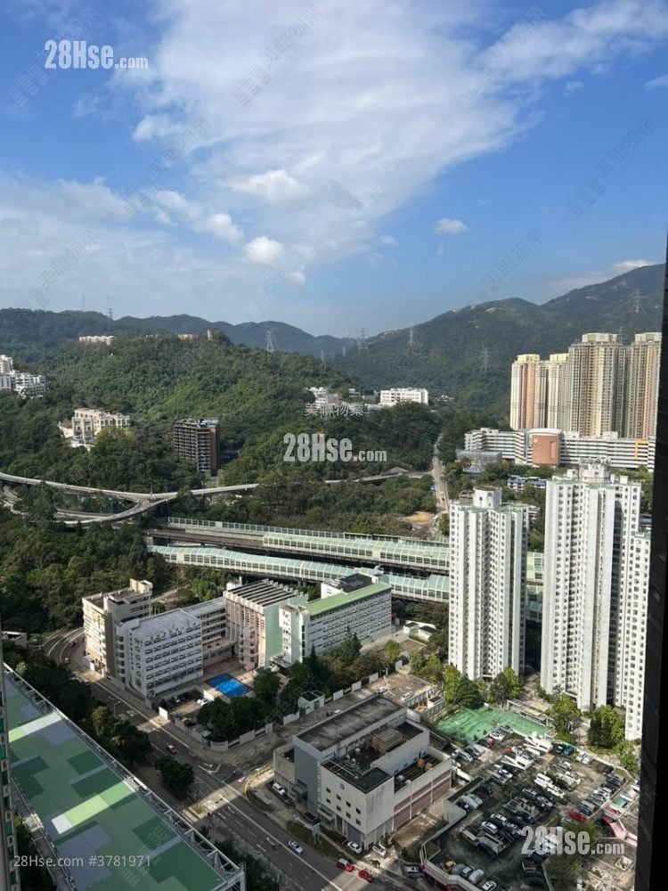 柏傲庄 租盘 671 平方尺