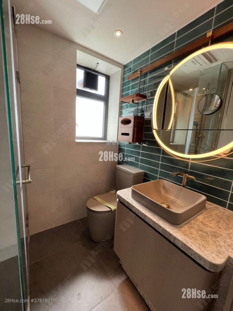 柏傲庄 租盘 671 平方尺