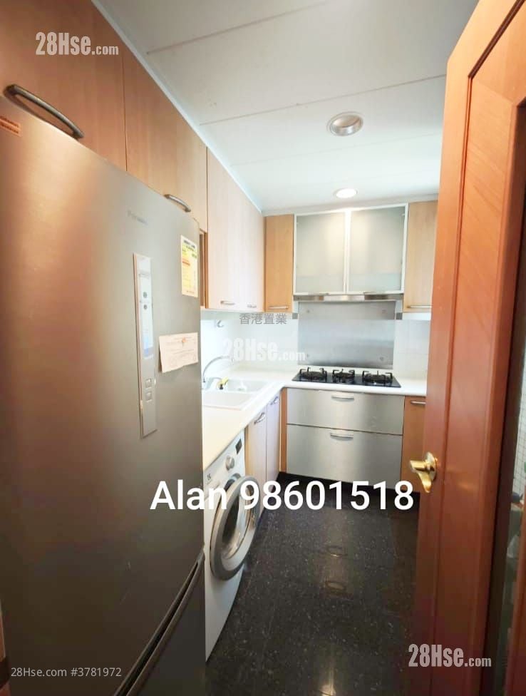 Park Island Sell 2 Bedrooms , 1 Bathroom 592 ft²