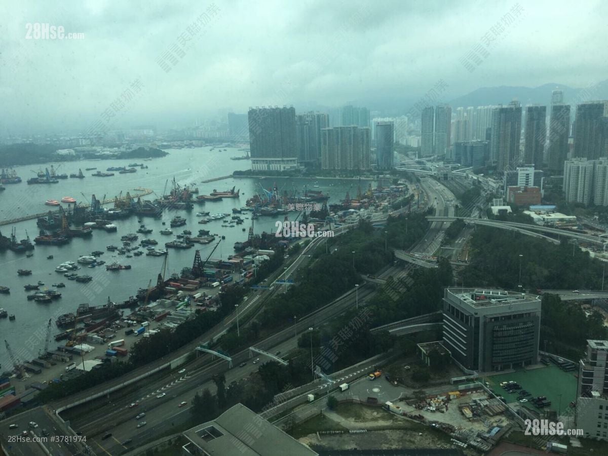 Sorrento Sell 3 Bedrooms , 3 Bathrooms 853 ft²