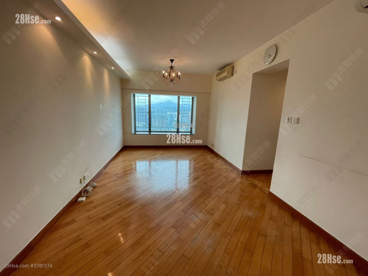 Sorrento Sell 3 Bedrooms , 3 Bathrooms 853 ft²