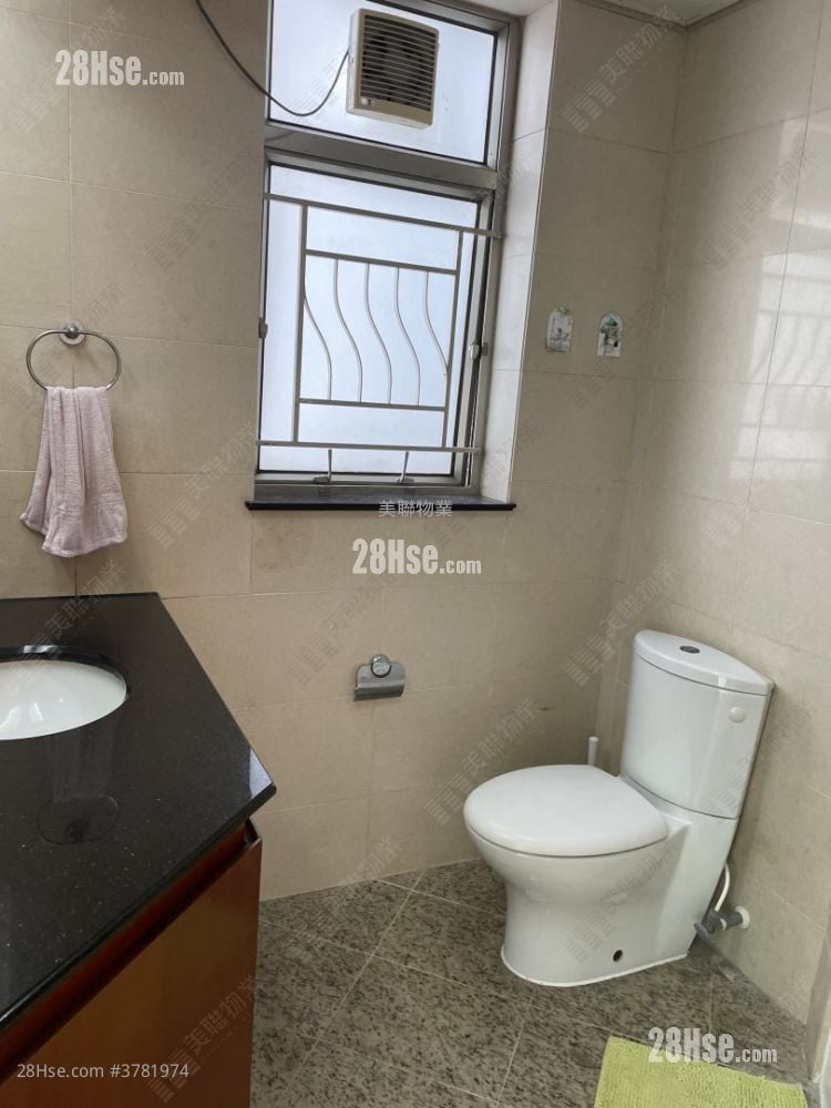 Sorrento Sell 3 Bedrooms , 3 Bathrooms 853 ft²