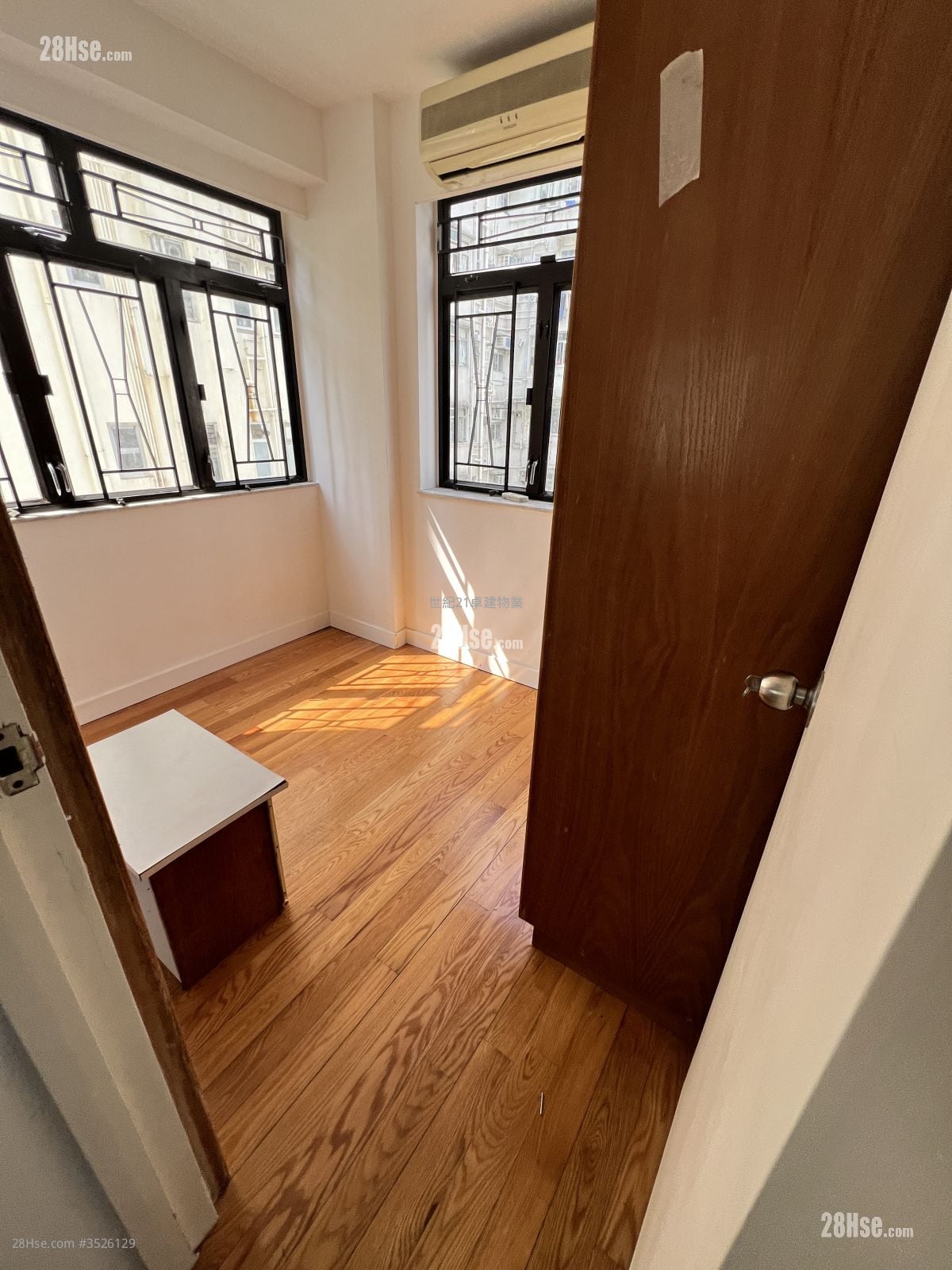 Wai Ching Court Sell 2 Bedrooms , 1 Bathroom 270 ft²