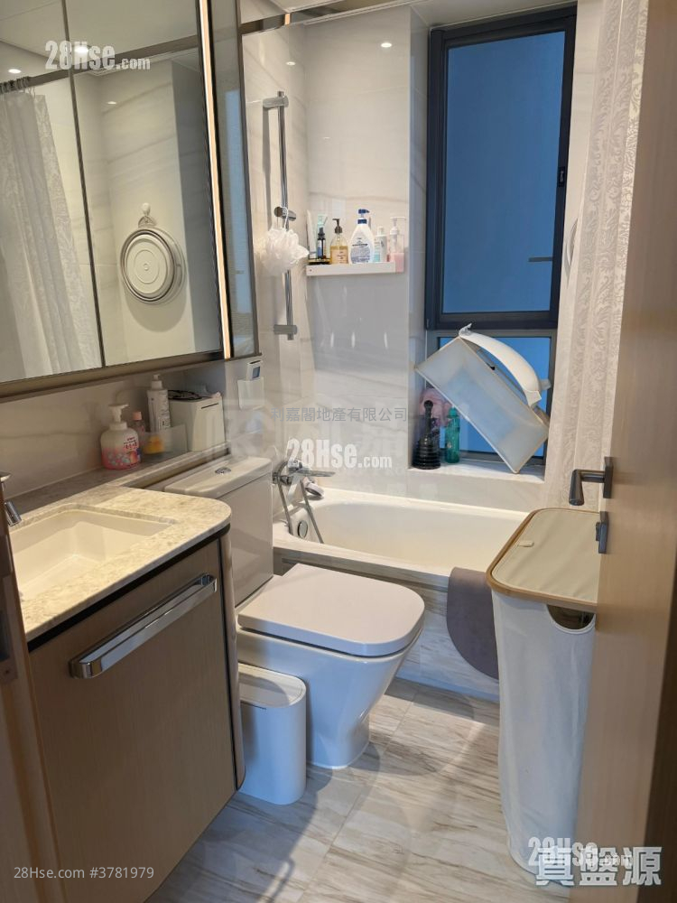 Grand Marini 售盘 3 房 , 2 浴室 785 平方尺