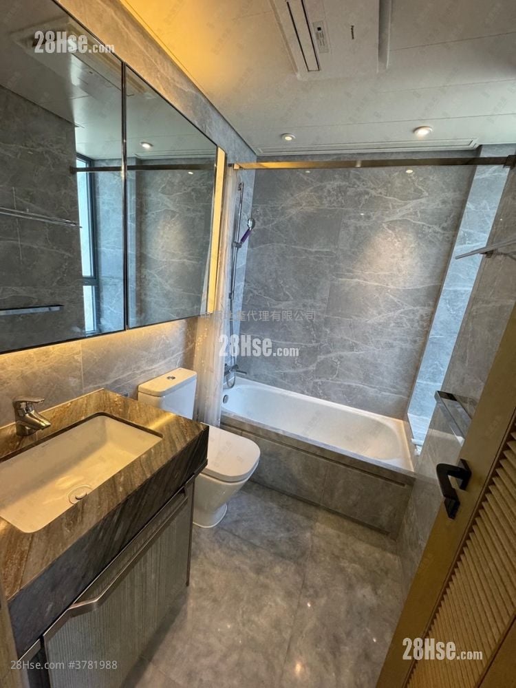 MALIBU 售盘 3 房 847 平方尺