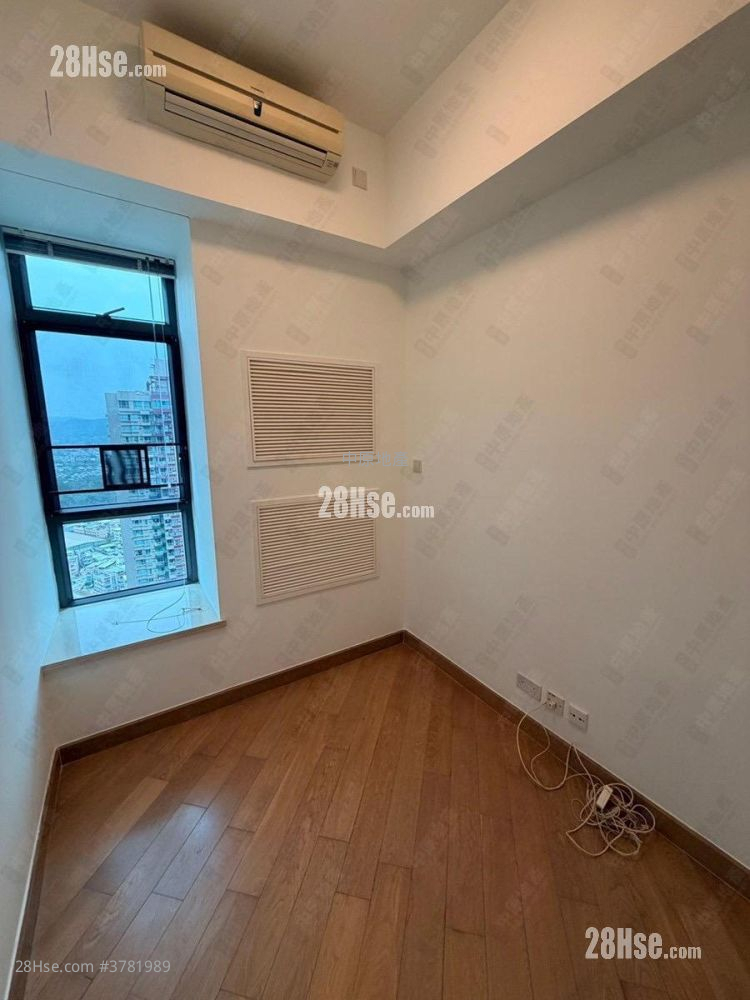 Yoho Midtown 售盘 3 房 , 3 浴室 880 平方尺