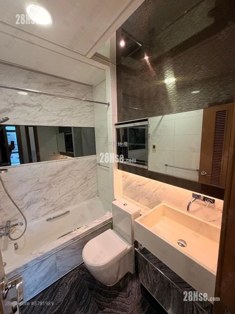 Yoho Midtown 售盘 3 房 , 3 浴室 880 平方尺