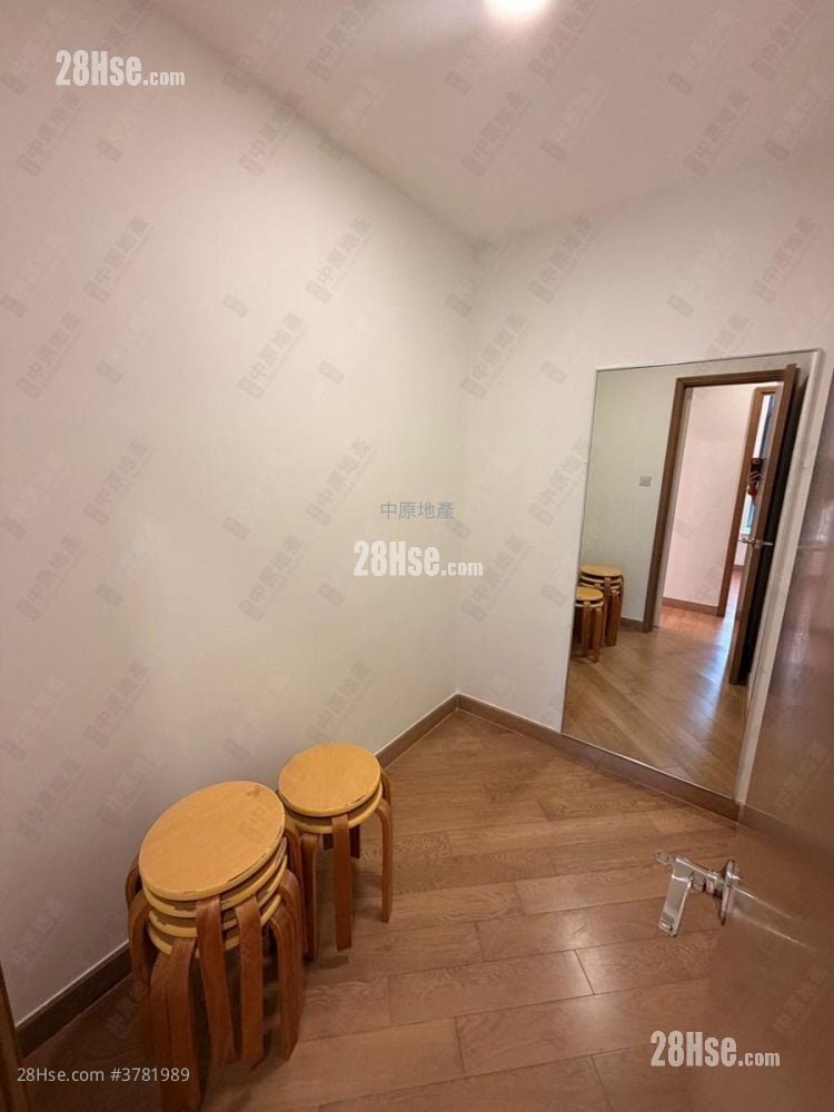 Yoho Midtown 售盘 3 房 , 3 浴室 880 平方尺