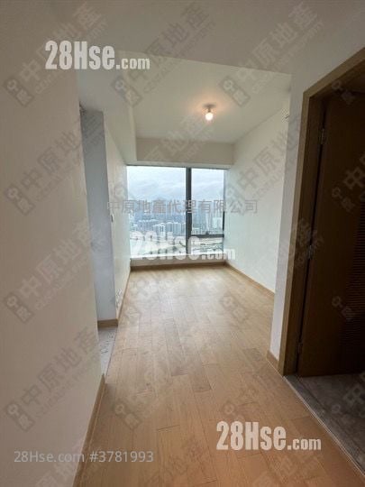 MALIBU 售盘 4 房 1,087 平方尺