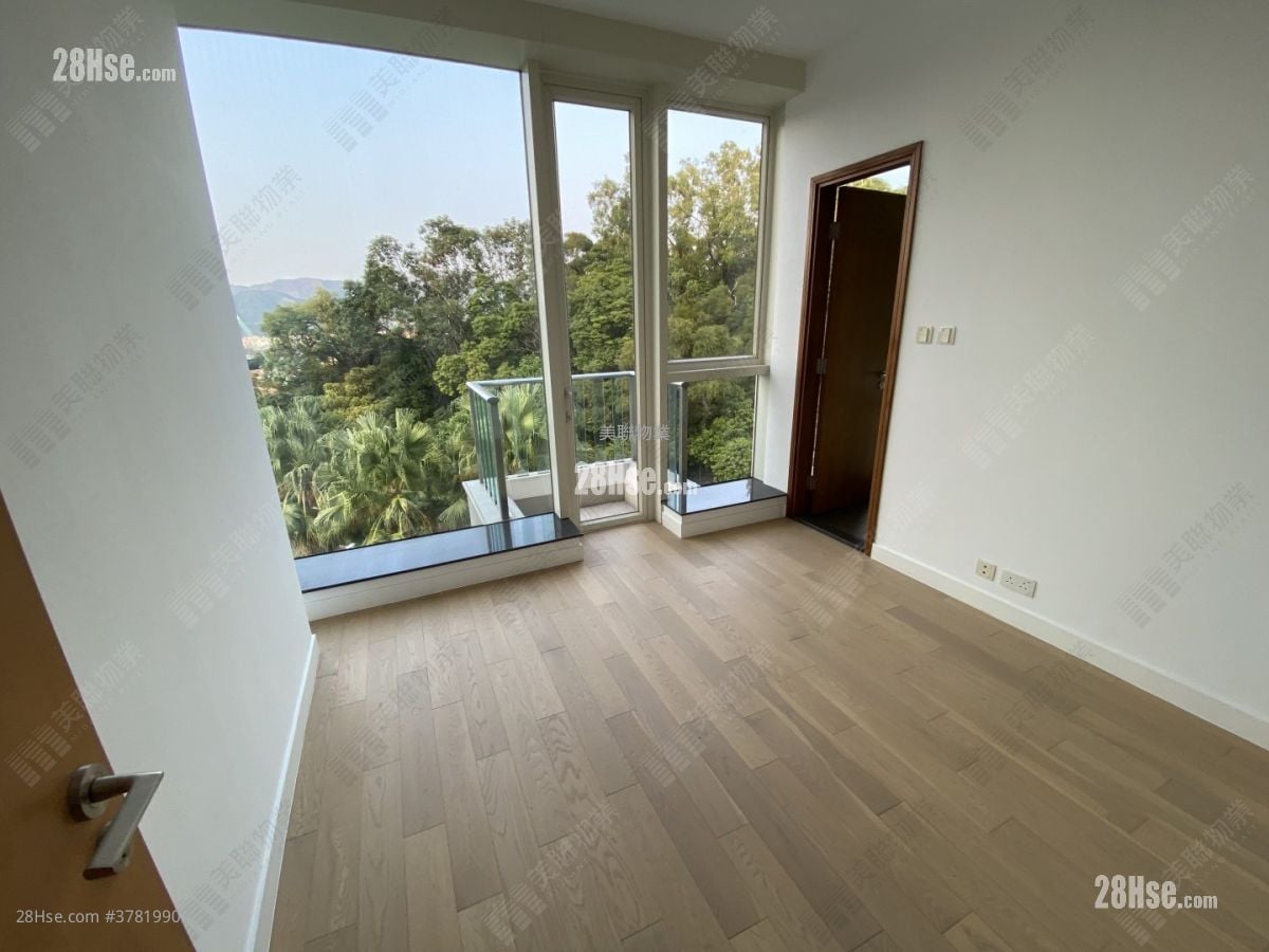 L'utopie Rental 4 Bedrooms , 3 Bathrooms 1,533 ft²