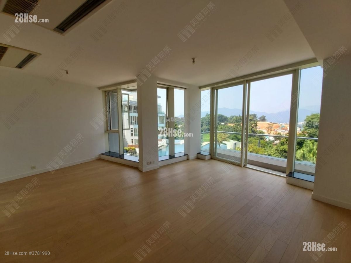 L'utopie Rental 4 Bedrooms , 3 Bathrooms 1,533 ft²