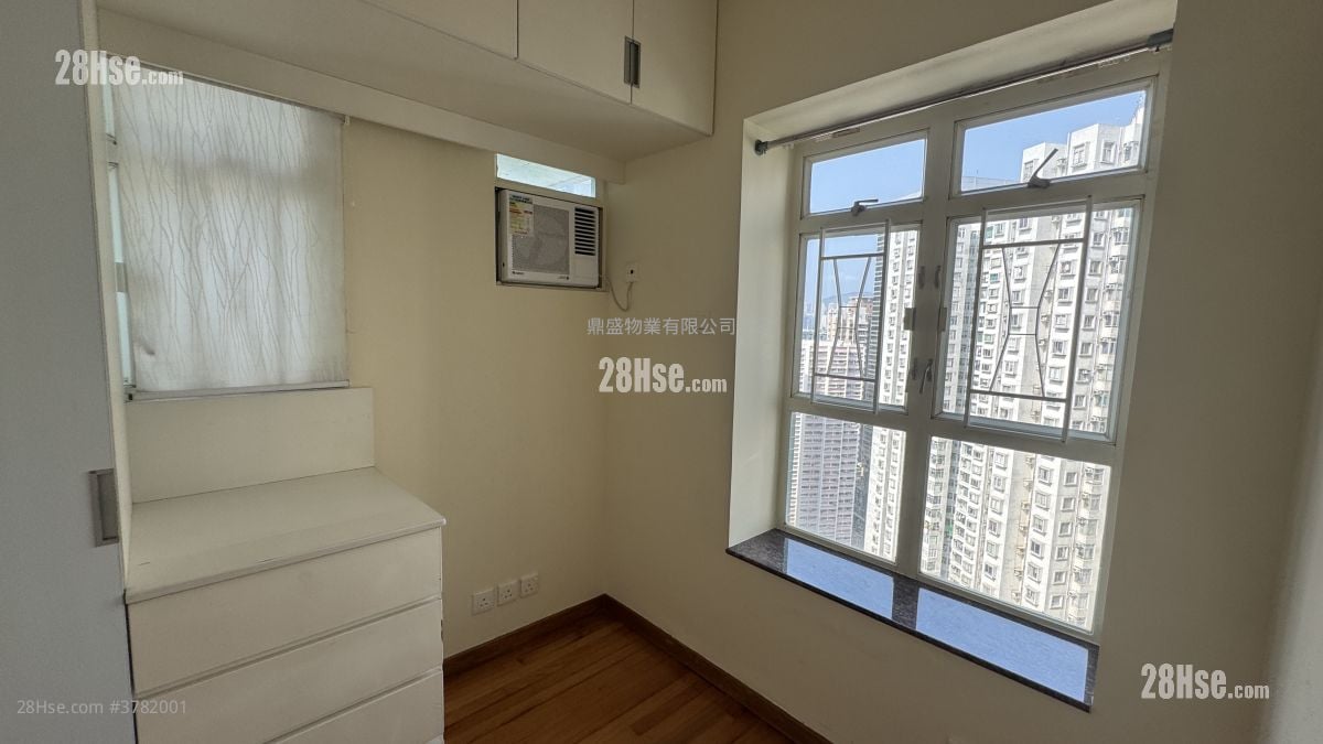 Kornville Rental 3 Bedrooms , 1 Bathroom 538 ft²