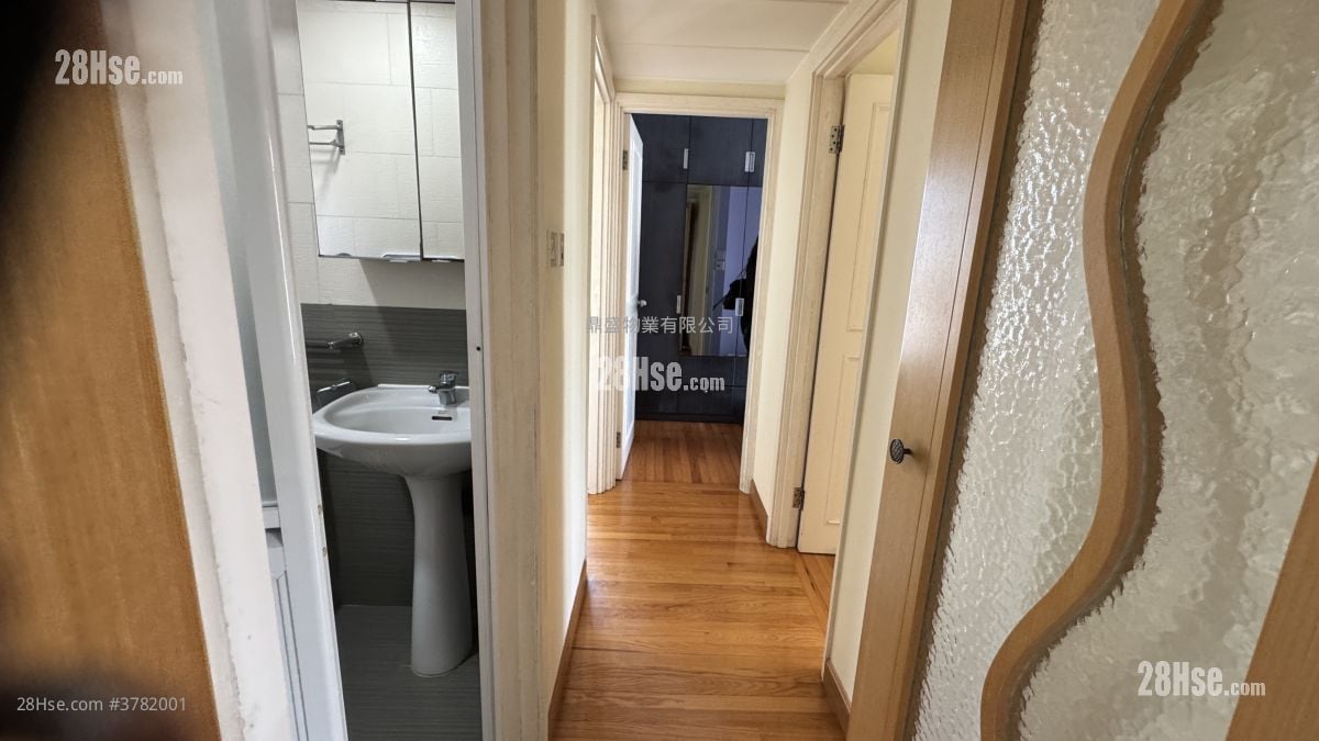 Kornville Rental 3 Bedrooms , 1 Bathroom 538 ft²