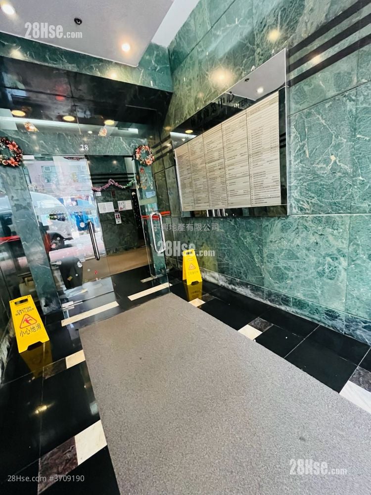 恒邦商業中心 租盤 開放式間隔