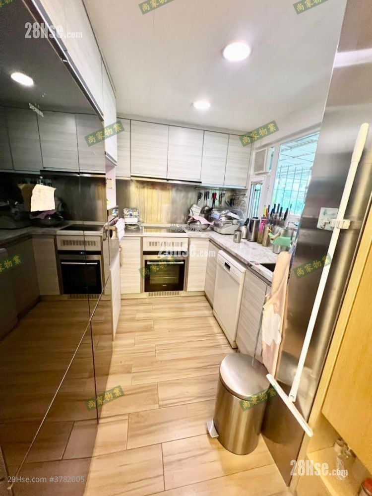 颐景居 售盘 4 房 , 2 浴室 864 平方尺