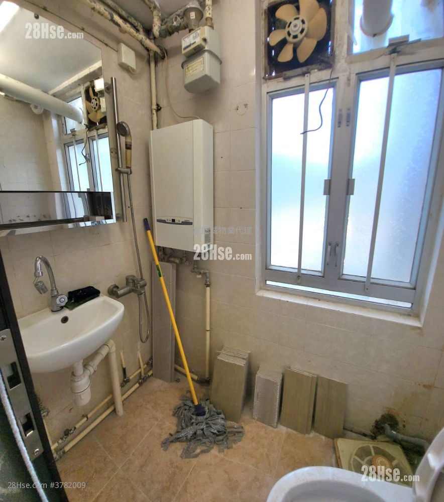 康林苑 租盘 2 房 , 1 浴室 401 平方尺