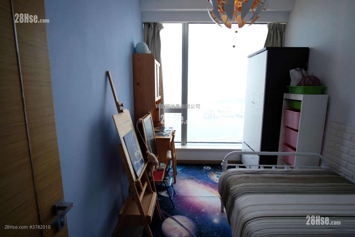 天玺 租盘 4 房 , 3 浴室 1,443 平方尺