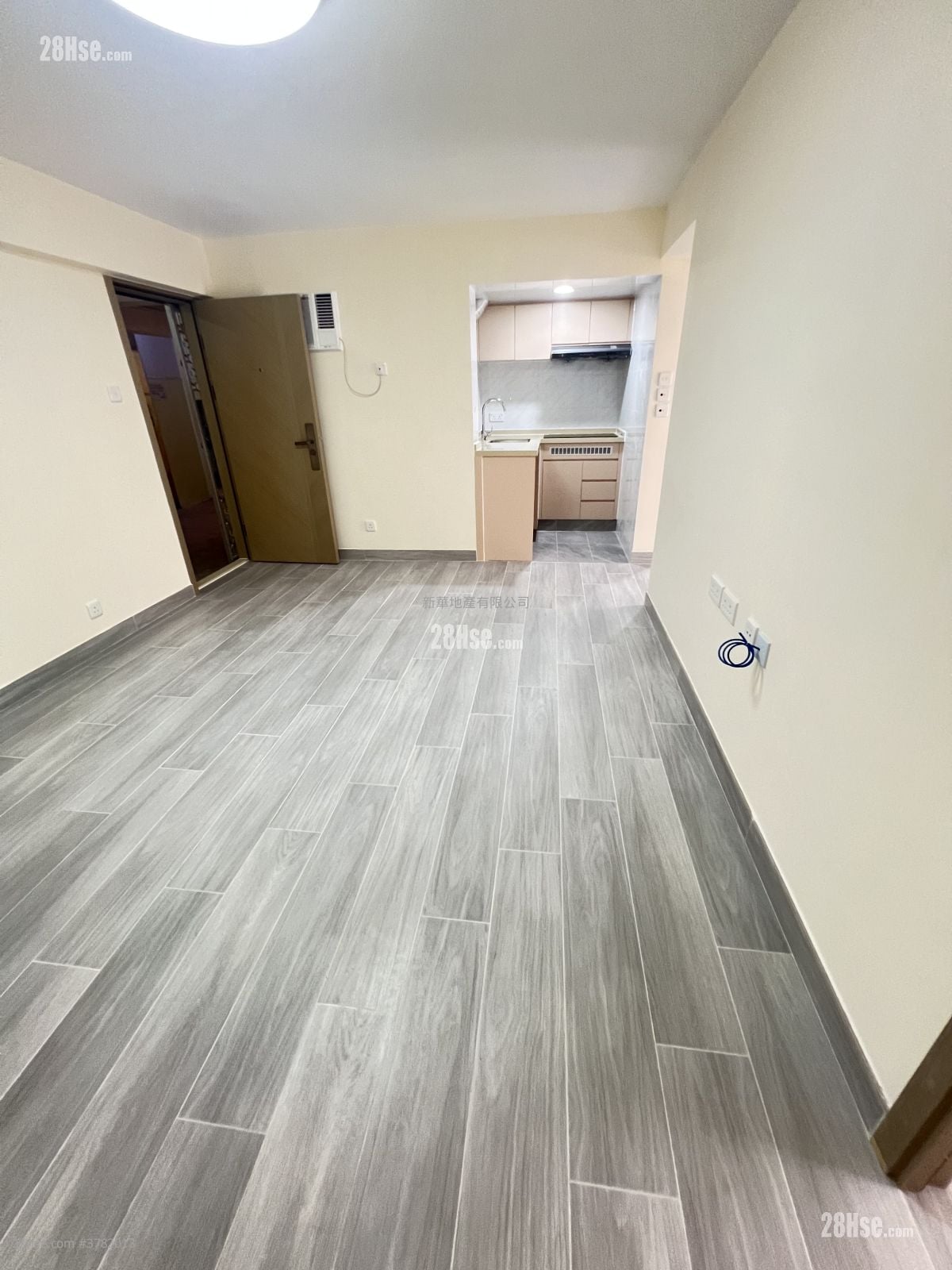 太就楼 租盘 2 房 , 1 浴室 415 平方尺