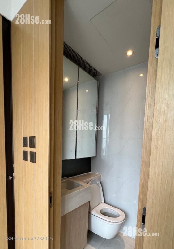 Eltanin Square Mile Rental 265 ft²