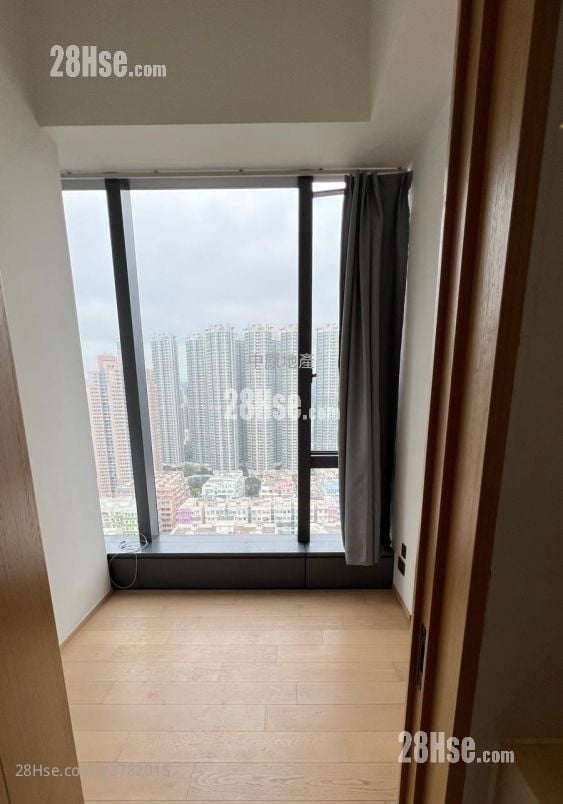 Eltanin Square Mile Rental 265 ft²