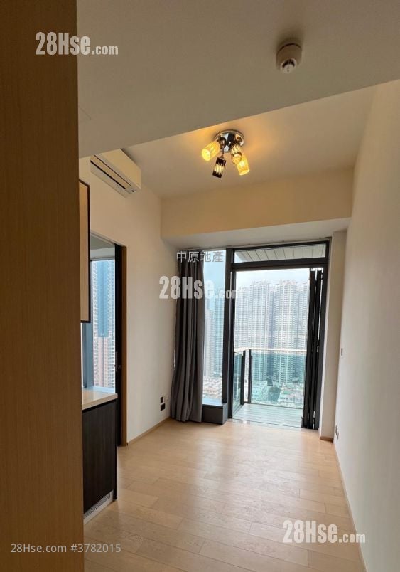 Eltanin Square Mile Rental 265 ft²