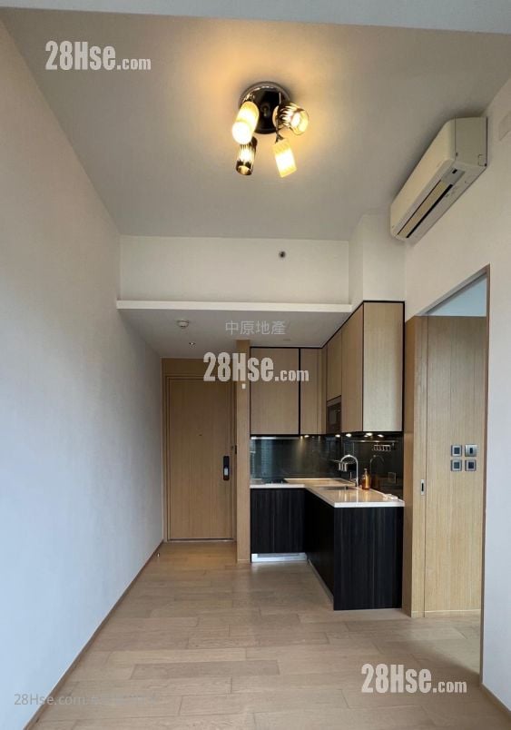 Eltanin Square Mile Rental 265 ft²