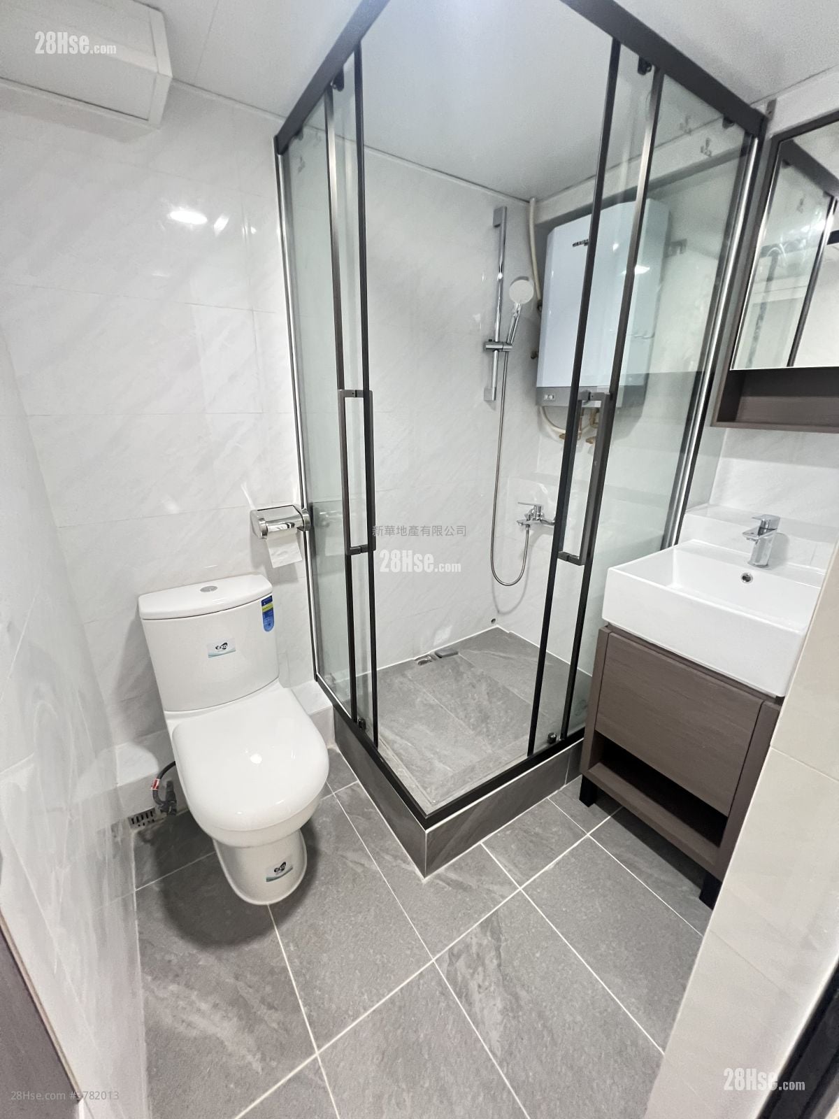 太就楼 租盘 2 房 , 1 浴室 415 平方尺