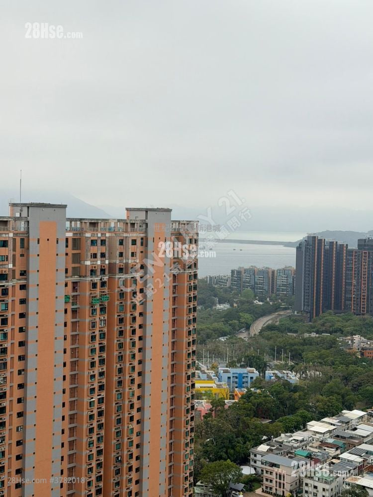 Saddle Ridge Garden Sell 2 Bedrooms , 1 Bathroom