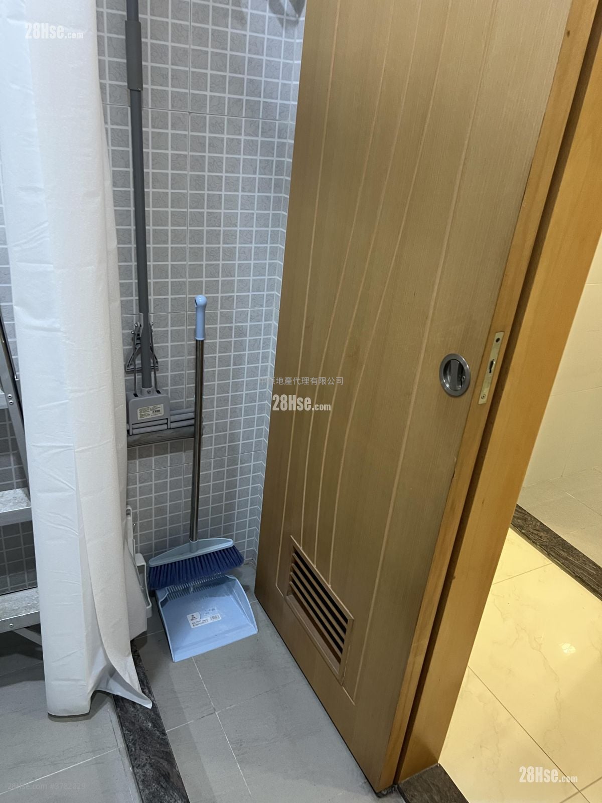 绿杨新邨 租盘 1 房 , 1 浴室 445 平方尺