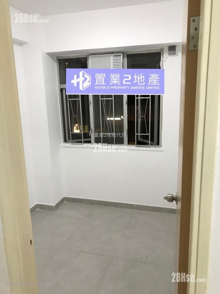 Fu Tor Loy Sun Chuen Sell 1 Bedroom , 1 Bathroom 285 ft²