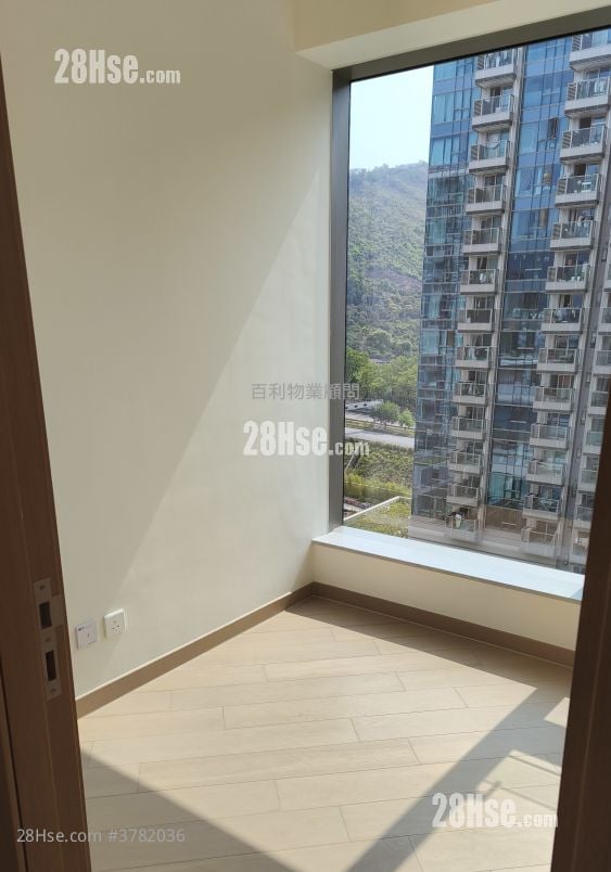 Grand Mayfair  Sell 3 Bedrooms , 2 Bathrooms 763 ft²