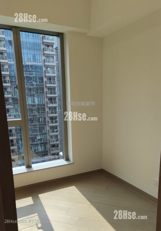 Grand Mayfair  Sell 3 Bedrooms , 2 Bathrooms 763 ft²