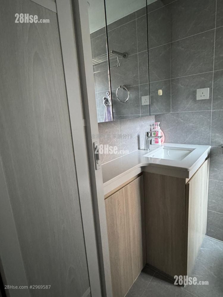 Kai Chuen Court Sell 1 Bedroom , 1 Bathroom 283 ft²