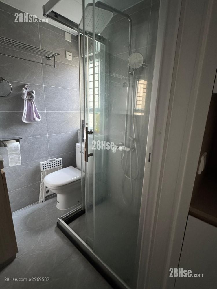 Kai Chuen Court Sell 1 Bedroom , 1 Bathroom 283 ft²