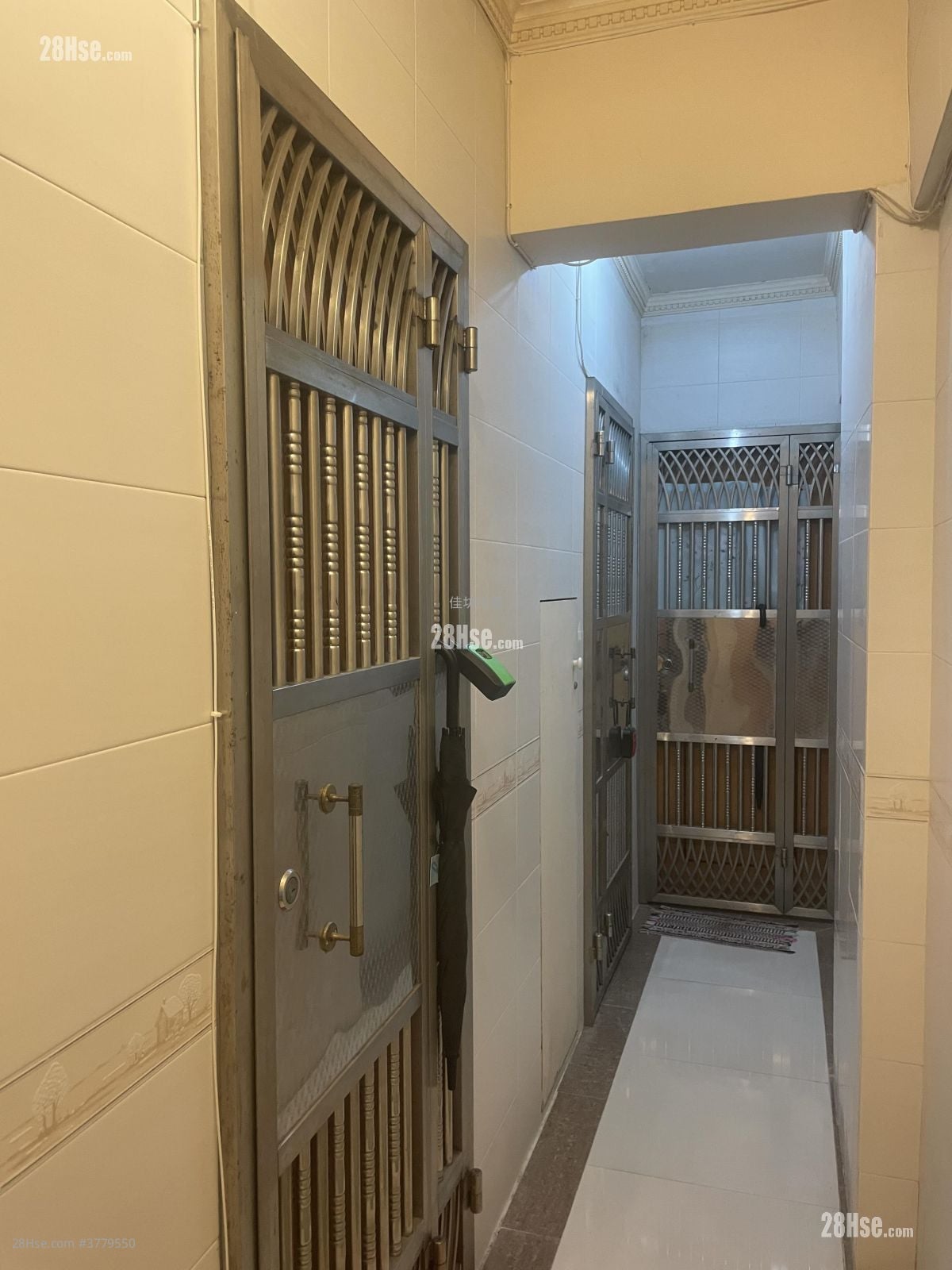 Kam Ping Mansion Rental 160 ft²