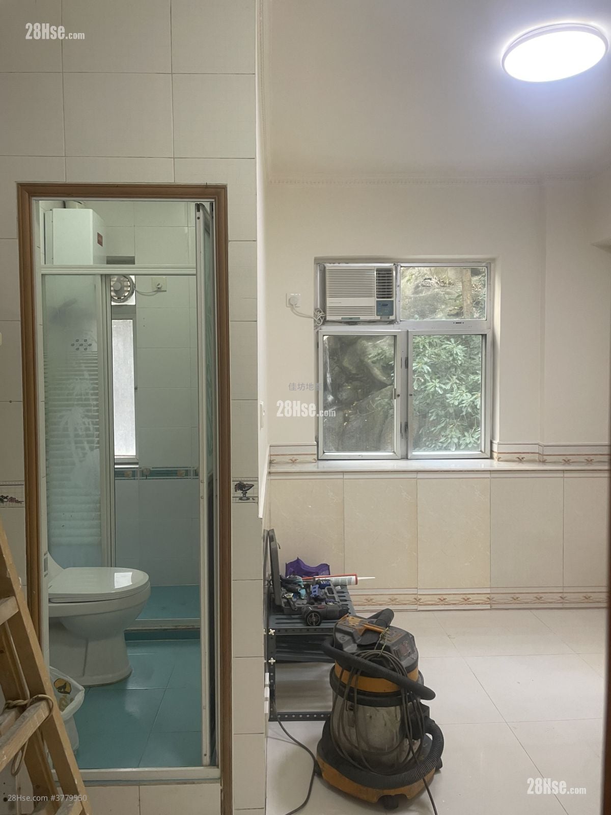 Kam Ping Mansion Rental 160 ft²