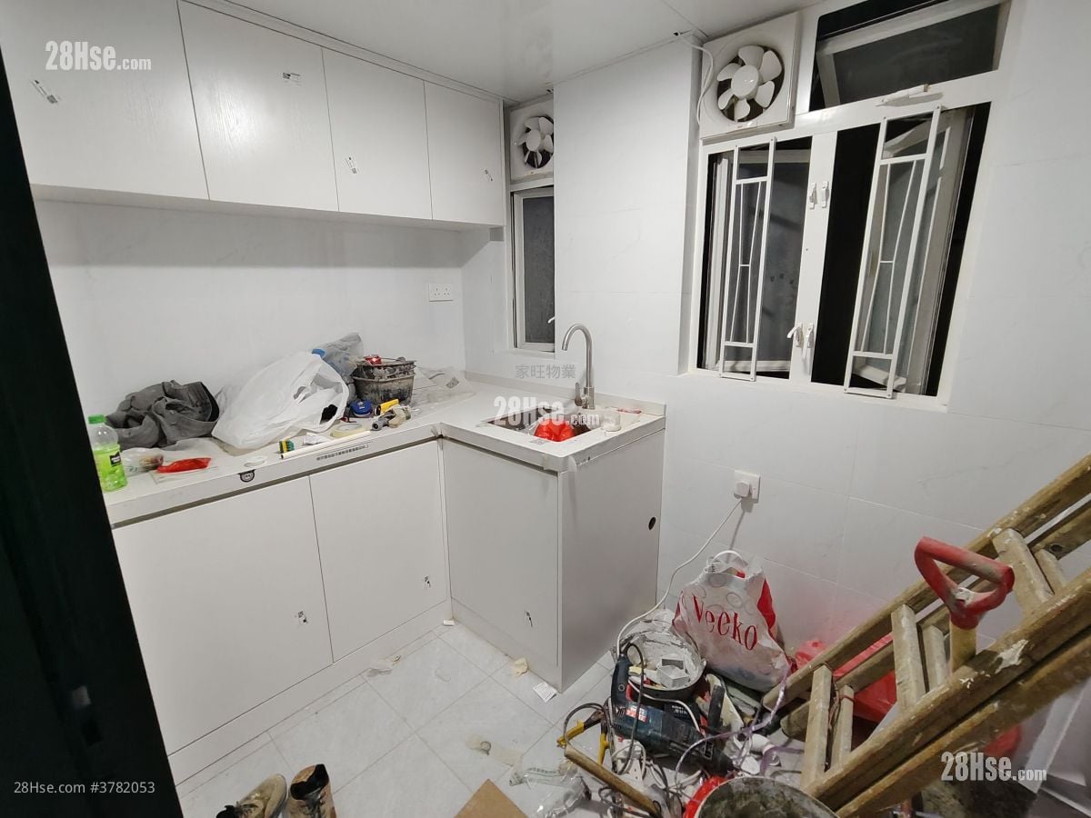 Edward Mansion Sell Studio , 1 Bathroom 850 ft²