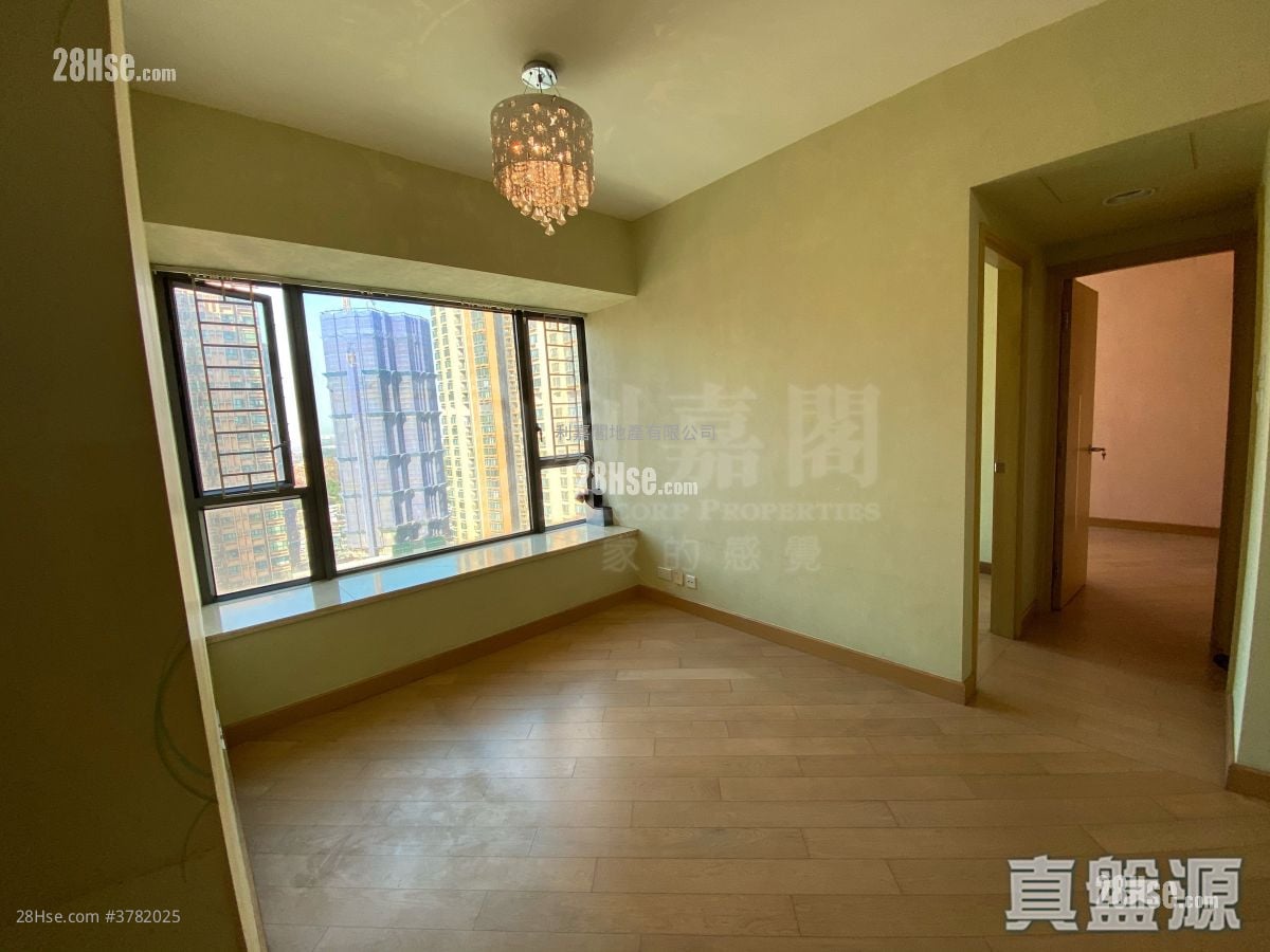 Yoho Midtown Sell 2 Bedrooms 475 ft²