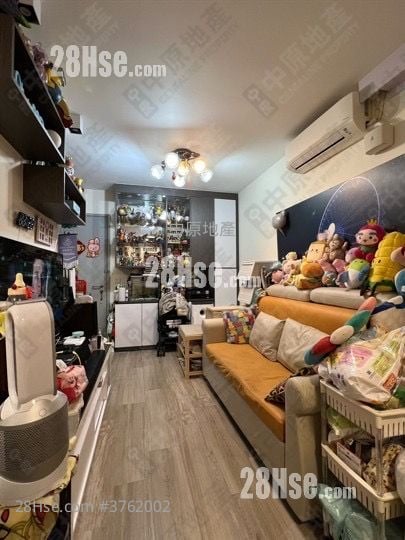 Ping Yan Court Sell 2 Bedrooms 376 ft²