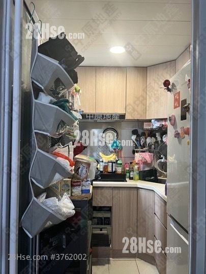 Ping Yan Court Sell 2 Bedrooms 376 ft²