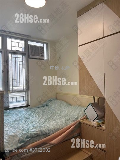Ping Yan Court Sell 2 Bedrooms 376 ft²