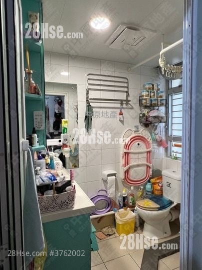 Ping Yan Court Sell 2 Bedrooms 376 ft²