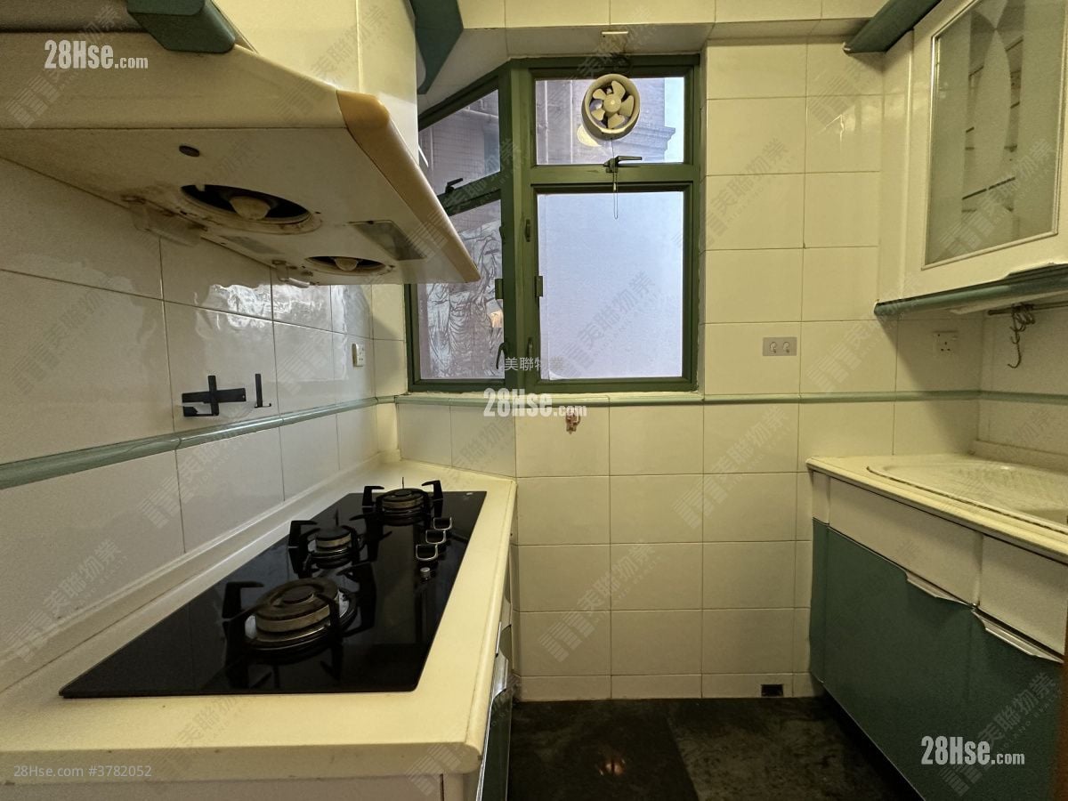 Chelsea Heights Rental 2 Bedrooms , 1 Bathroom 532 ft²