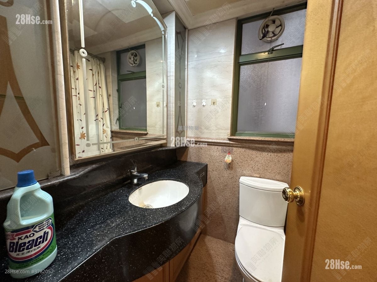 Chelsea Heights Rental 2 Bedrooms , 1 Bathroom 532 ft²