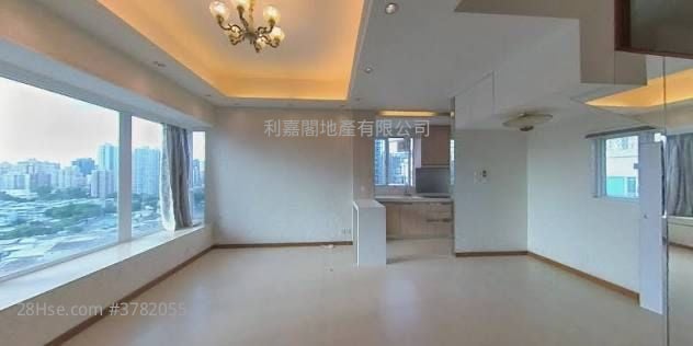 The Brand Sell 3 Bedrooms 738 ft²