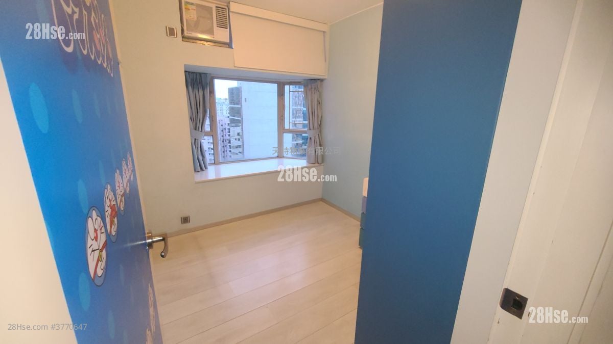 Island Place Sell 3 Bedrooms , 2 Bathrooms 788 ft²