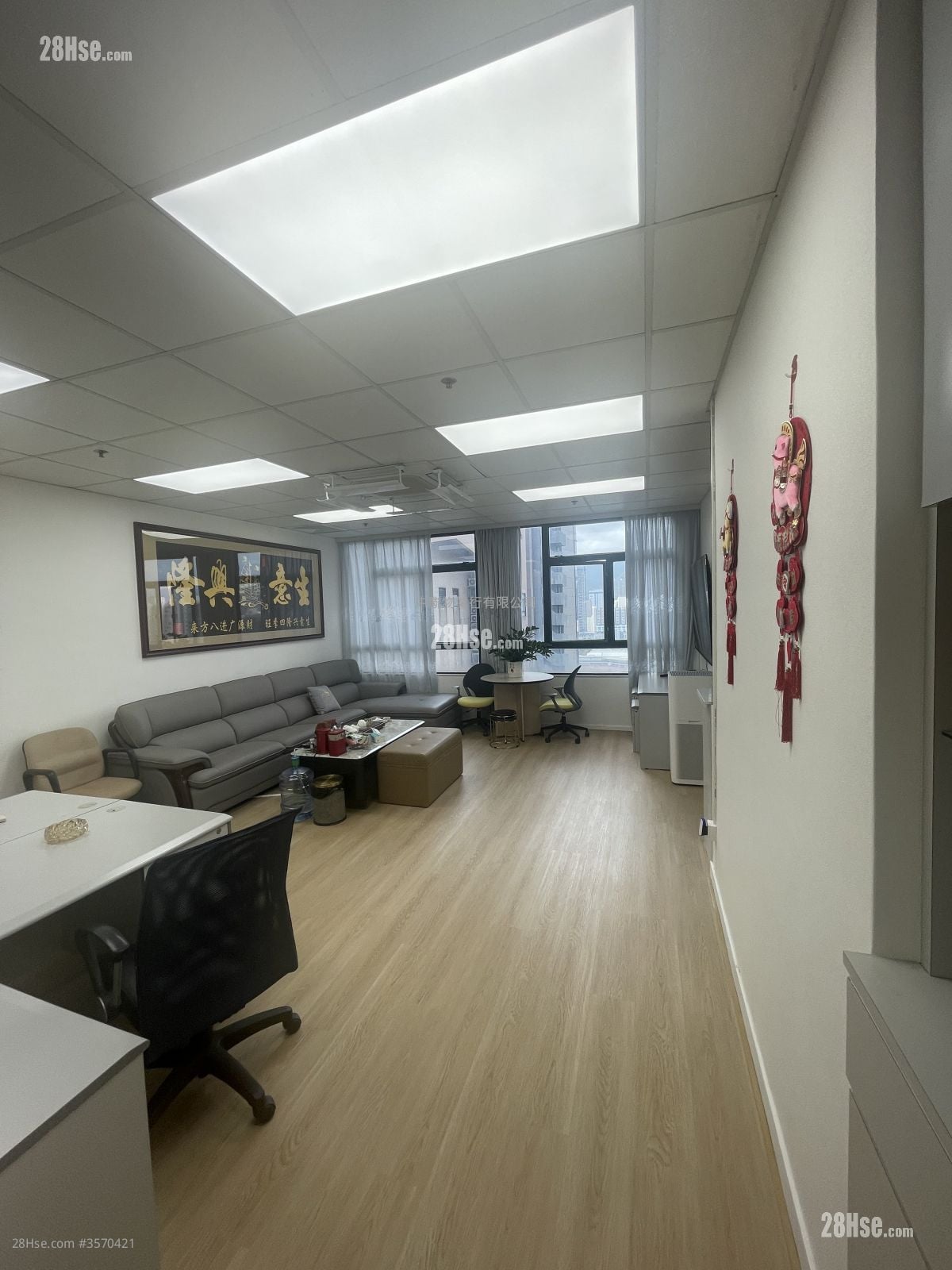 新贸中心 租盘 1 厕所 782 平方尺