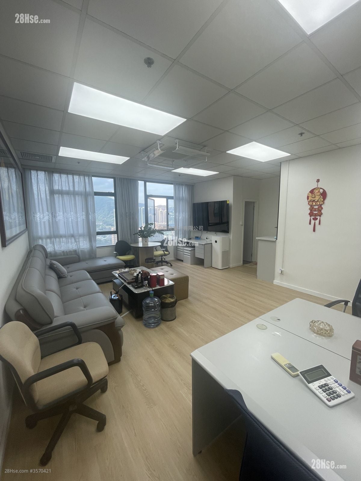 新贸中心 租盘 1 厕所 782 平方尺