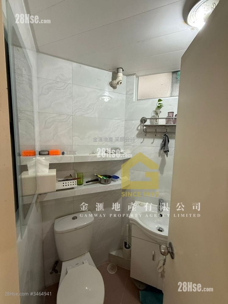 凤德邨 售盘 2 房 , 1 浴室 445 平方尺